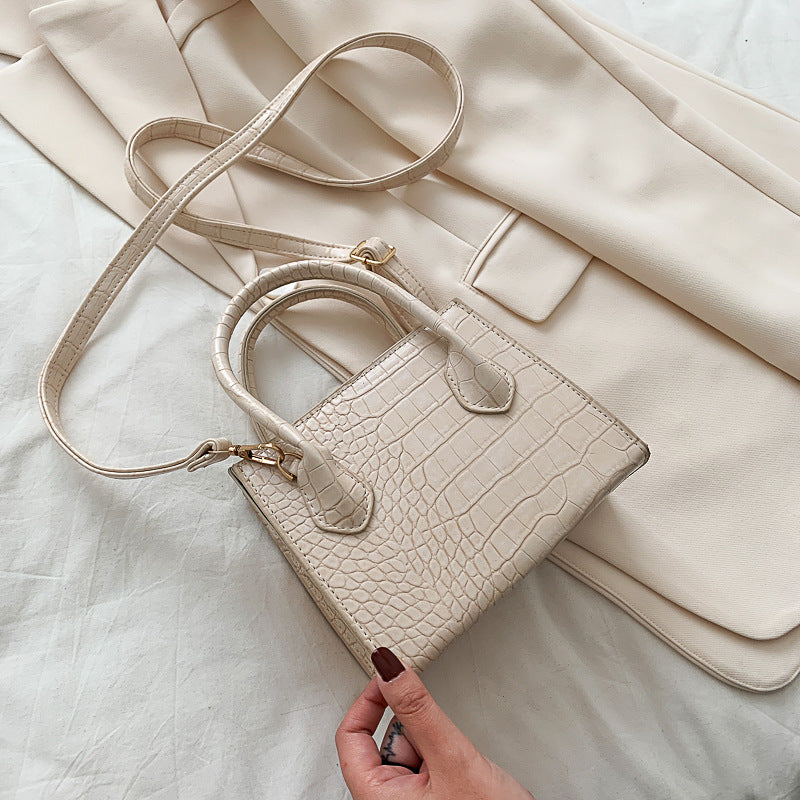 MINI CROSSBODY